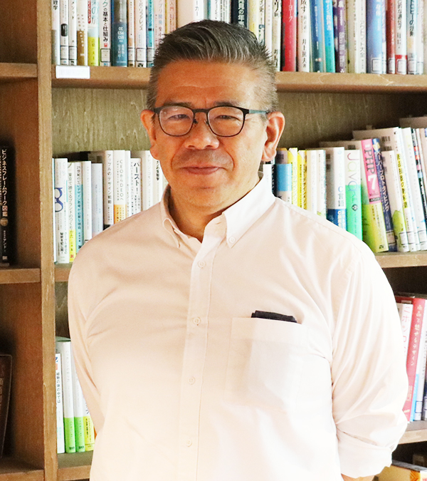 三枝 敬明